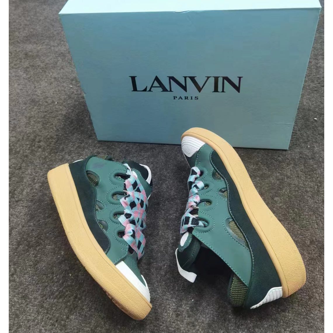 Lanvin  Sneaker  - FashionPlug