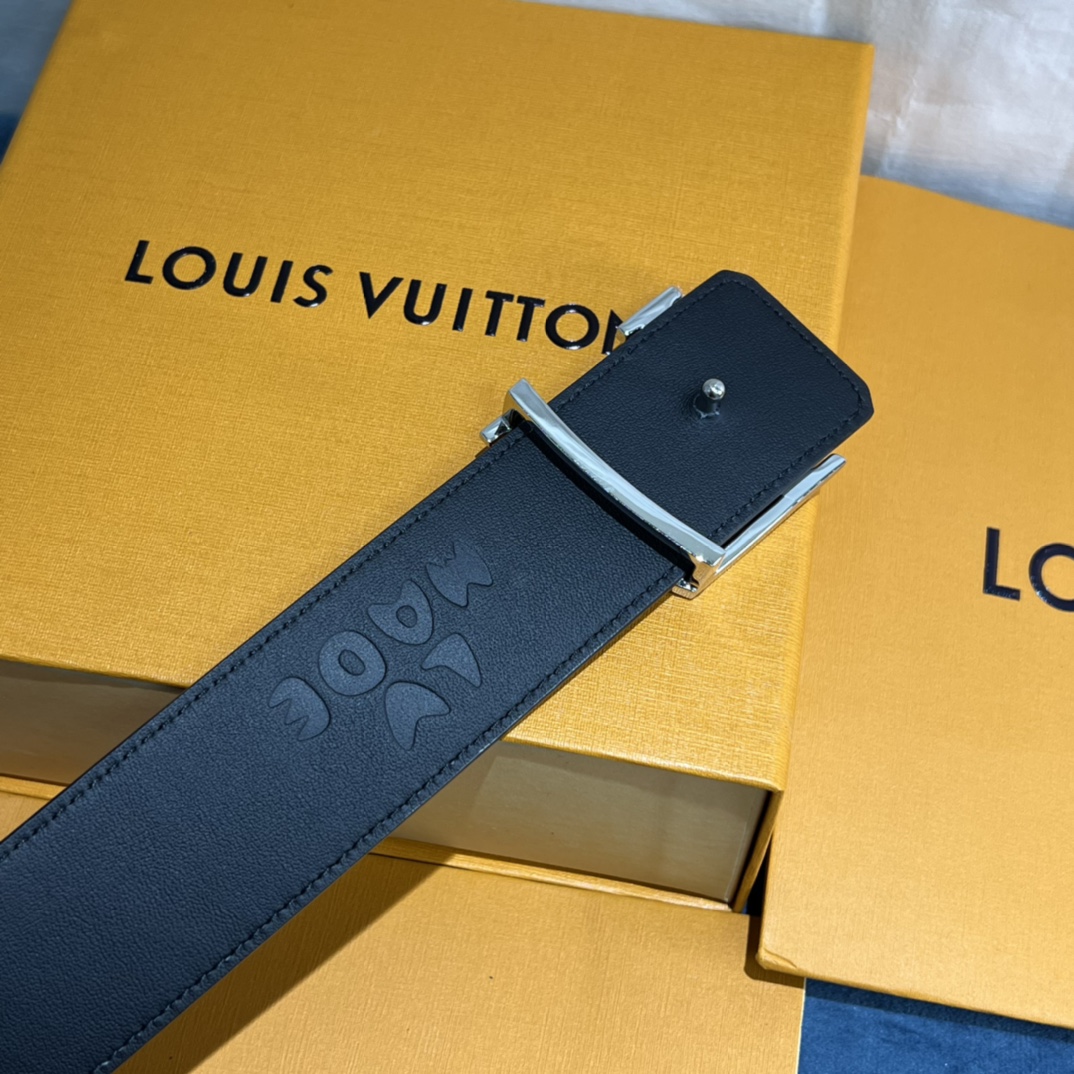 Louis Vuitton Gradient Shape 40MM Reversible Belt - FashionPlug