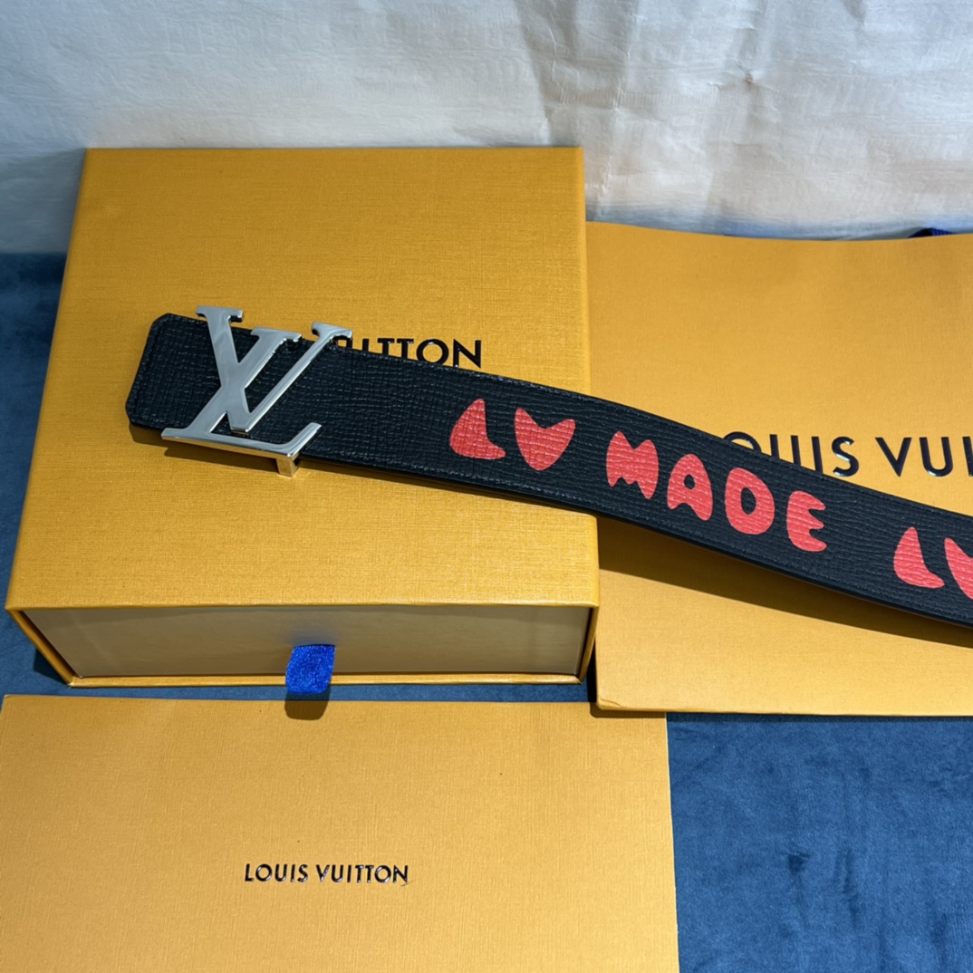 Louis Vuitton Gradient Shape 40MM Reversible Belt - FashionPlug