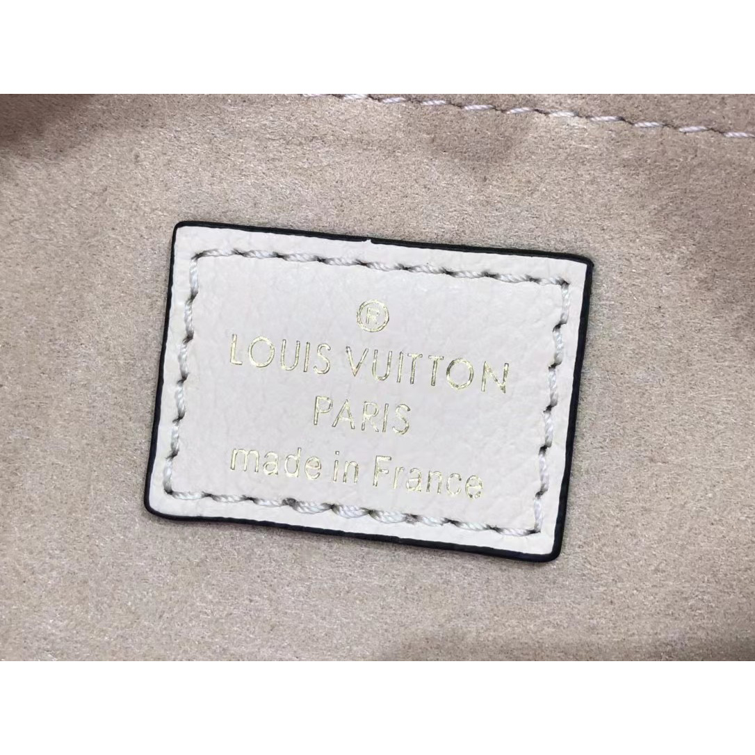 Louis Vuitton  Magatelle Handbag （22.0 x 14.0 x 9.0cm） - FashionPlug