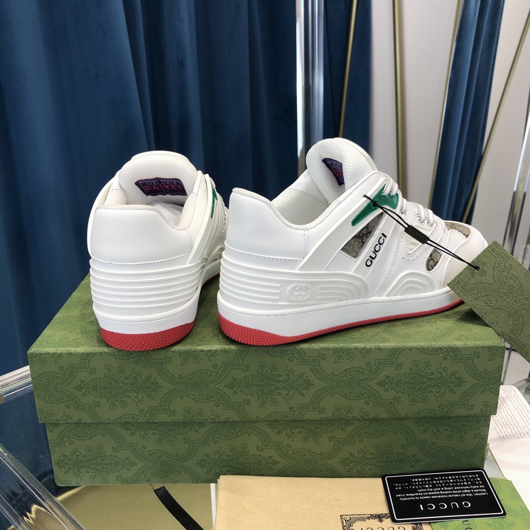 Gucci  Men's Gucci  Basket sneaker with lnterlocking G  - FashionPlug
