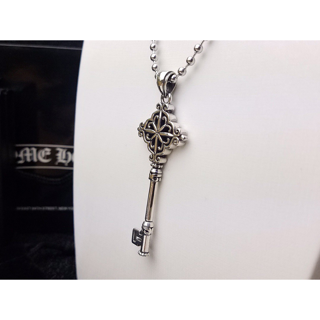 Chrome Heart Cross Necklace - FashionPlug