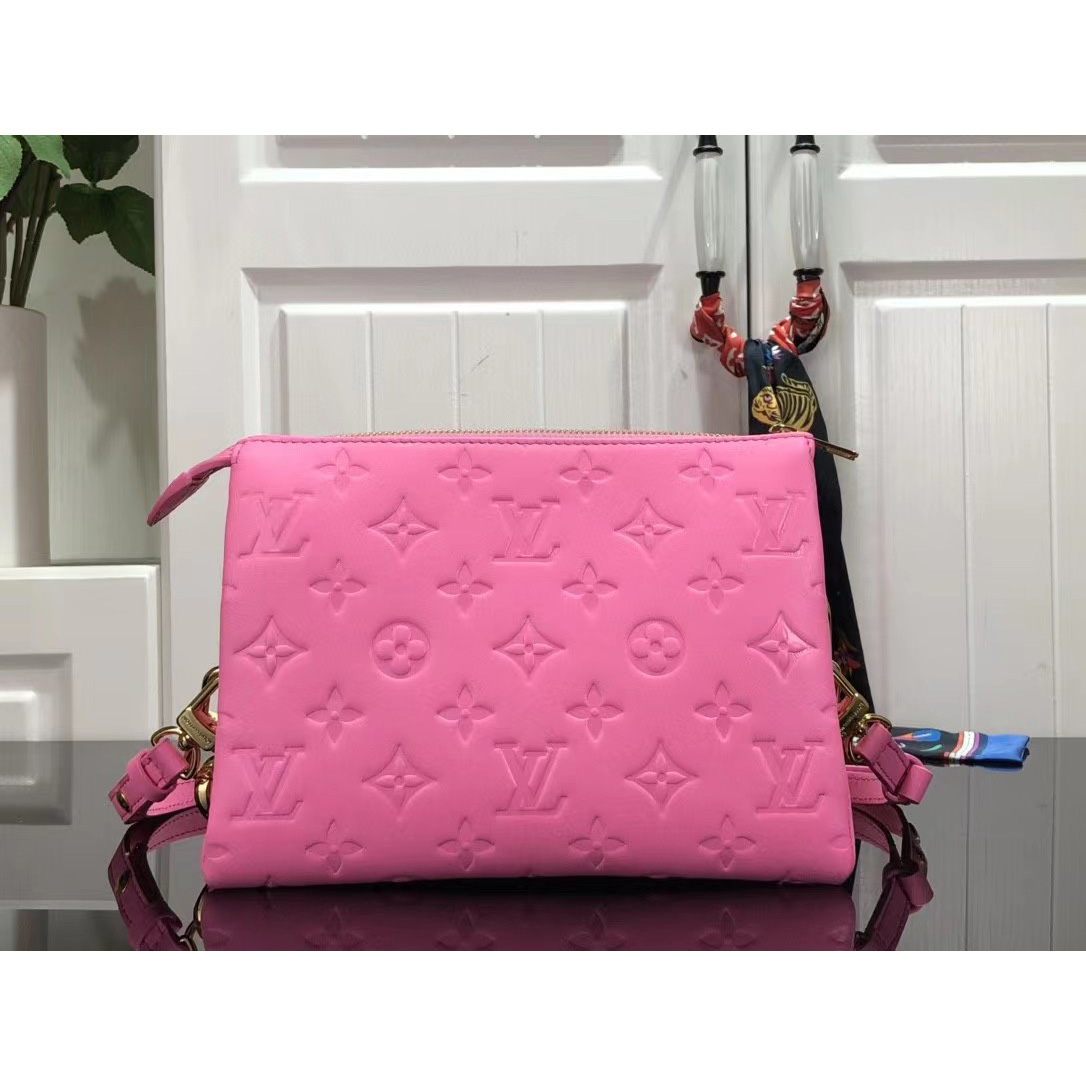 Louis Vuitton  Handbag （20 x 16 x 12cm） - FashionPlug