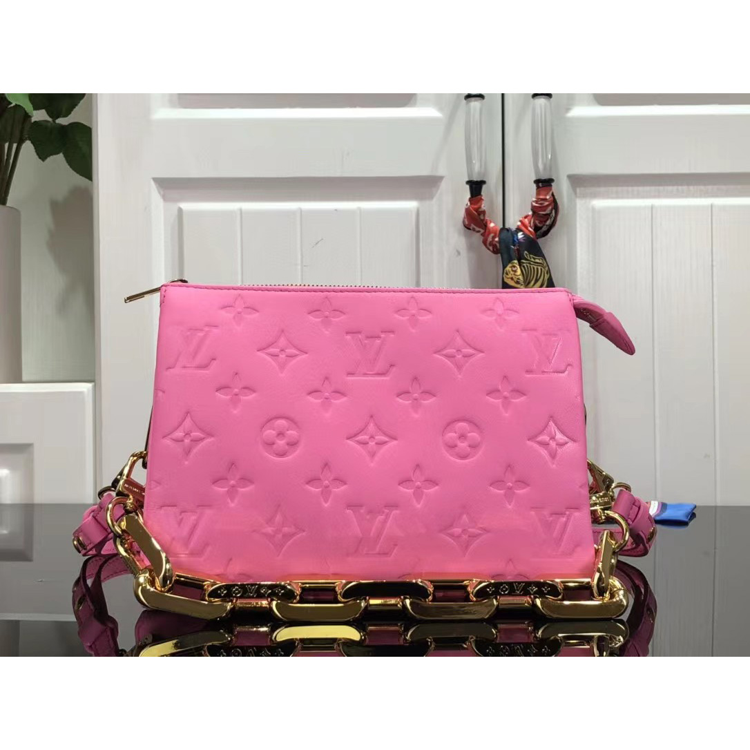 Louis Vuitton  Handbag （20 x 16 x 12cm） - FashionPlug