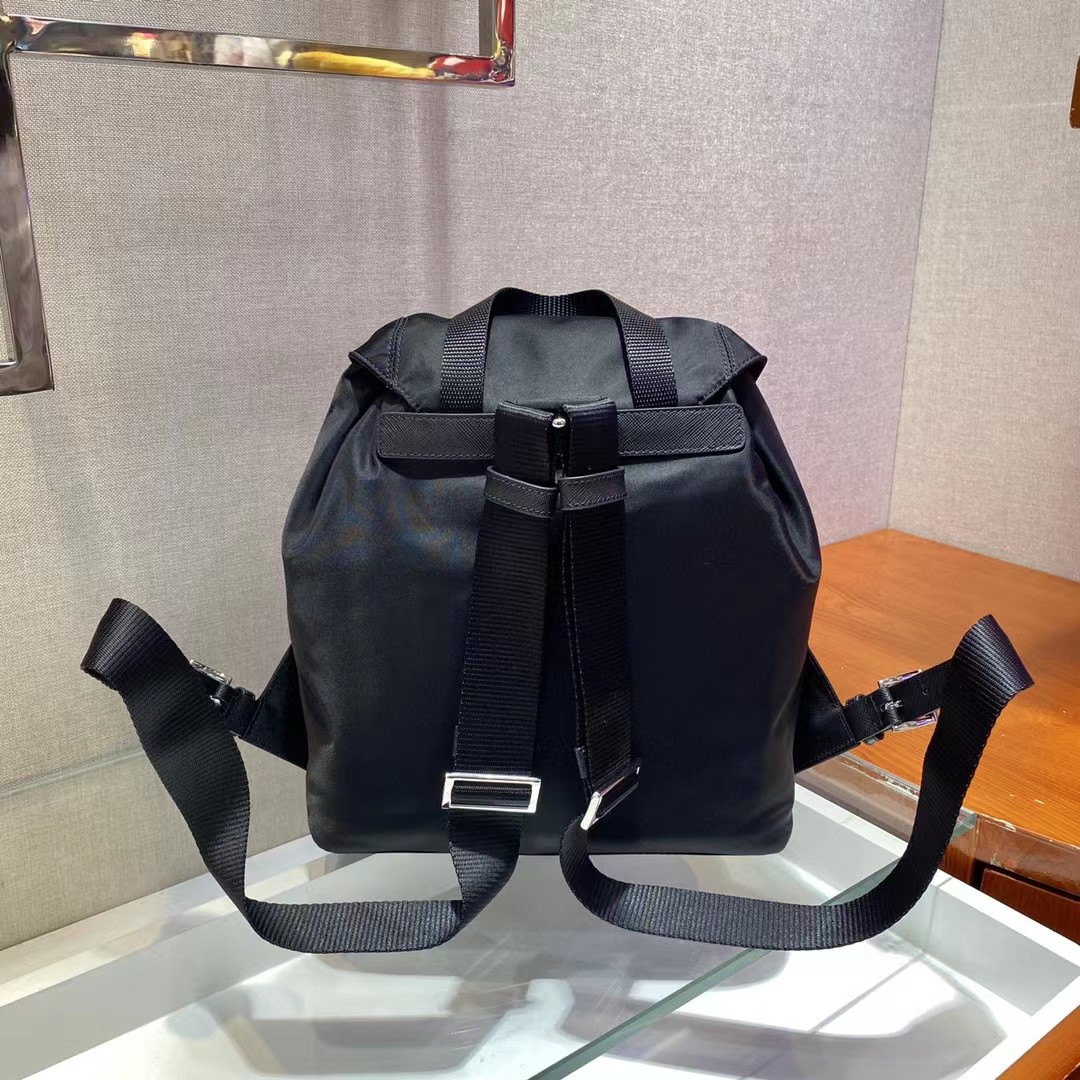 Prada Logo Plaque Backpack(23.5-28-12cm) - FashionPlug