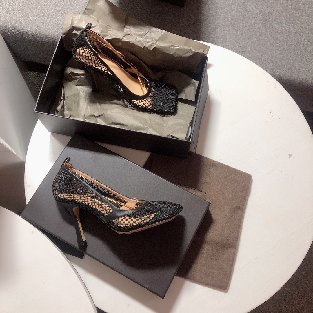 Bottega Veneta leather-trimmed mesh Heels - FashionPlug