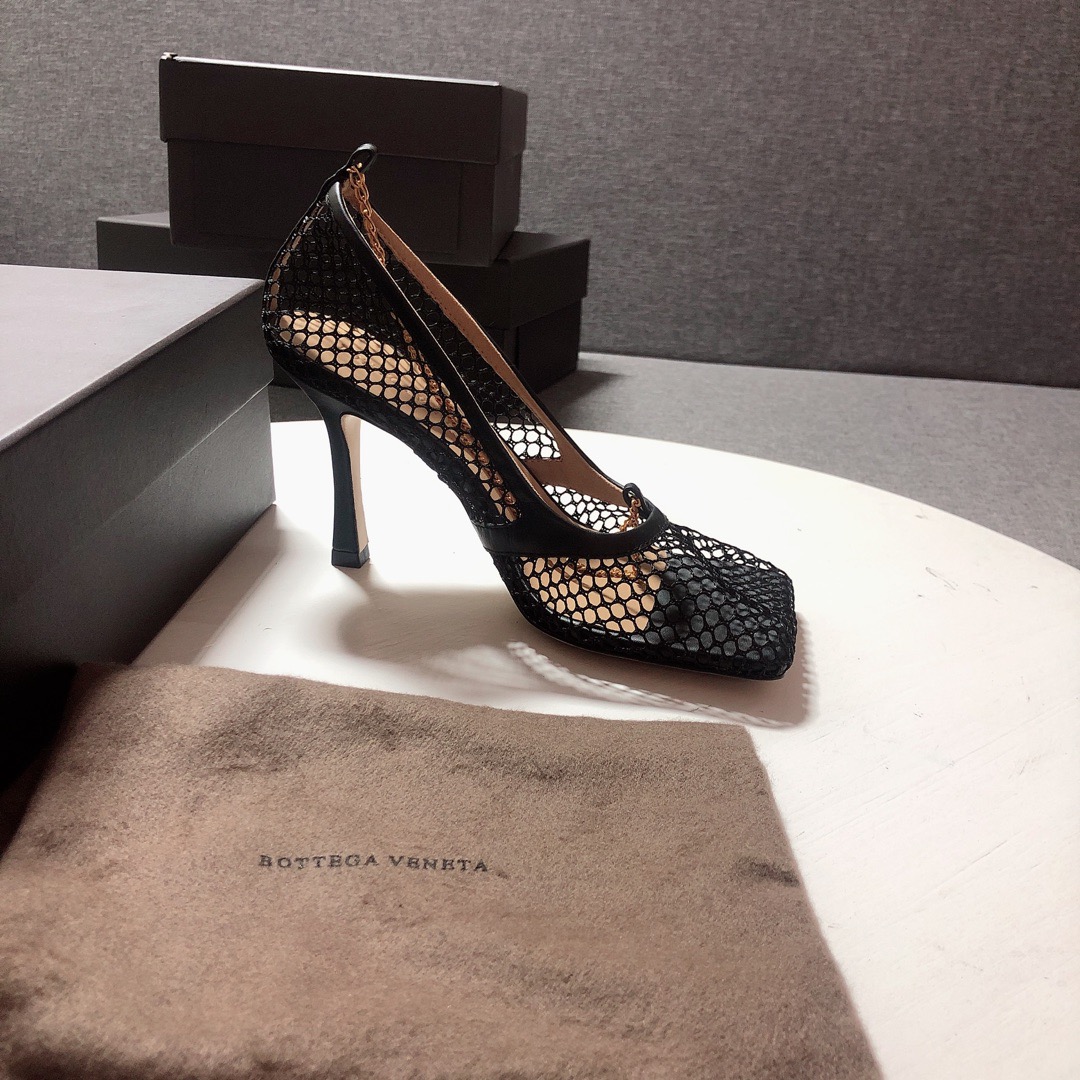 Bottega Veneta leather-trimmed mesh Heels - FashionPlug