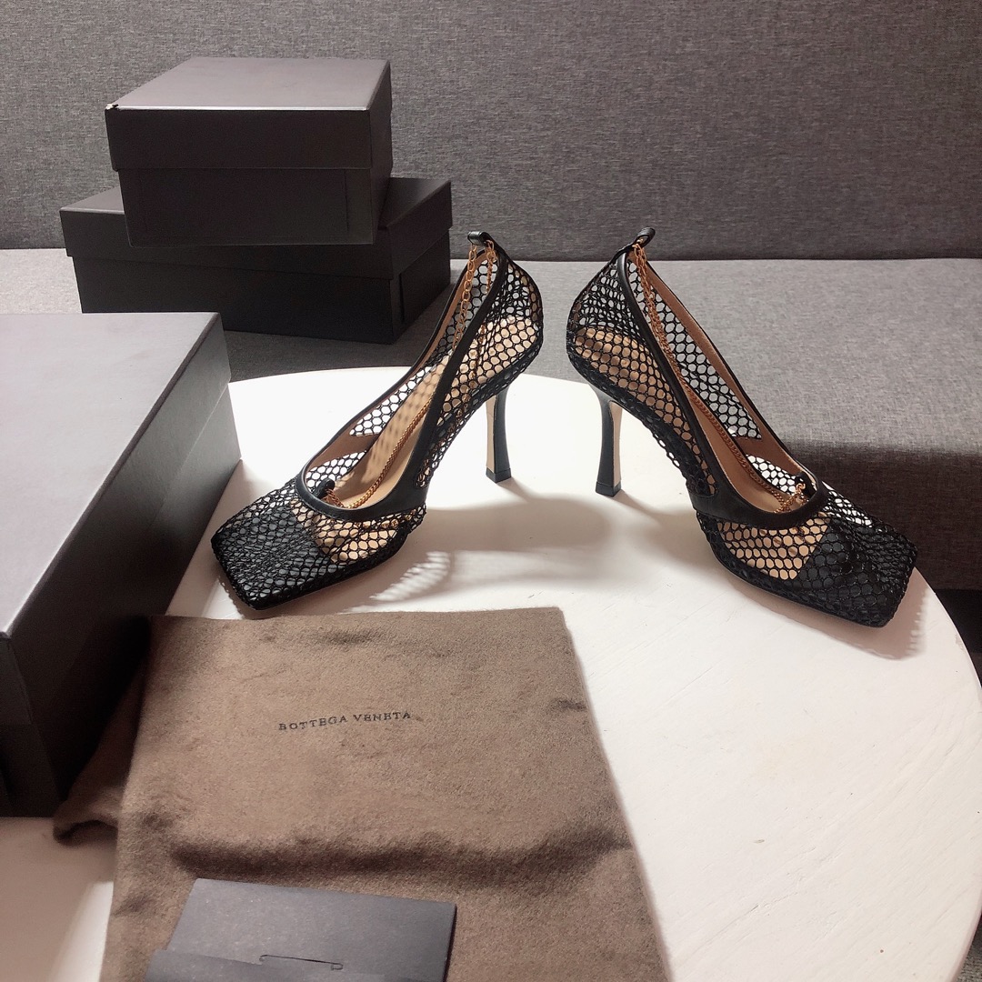Bottega Veneta leather-trimmed mesh Heels - FashionPlug
