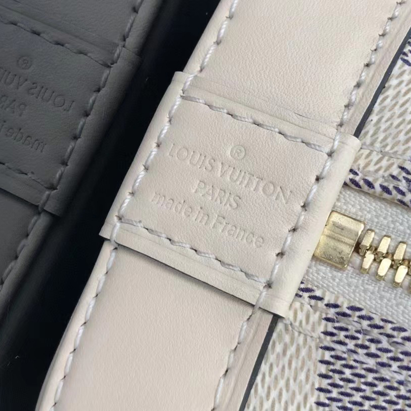 Louis Vuitton Alma BB Patent Leather Handbag(23.5-11.5-7.5) - FashionPlug