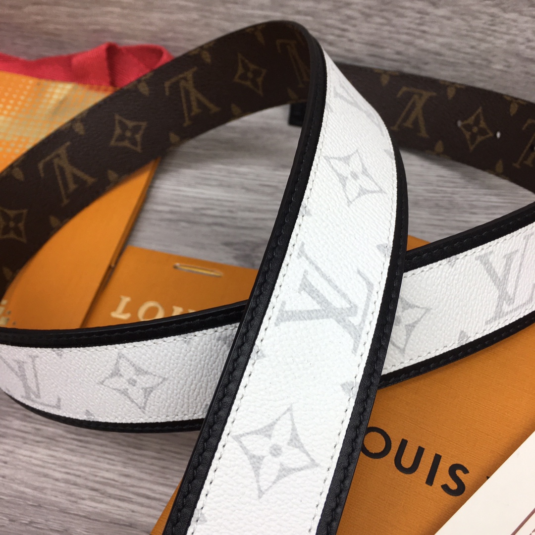 Louis Vuitton Shape 40MM Reversible Belt - FashionPlug