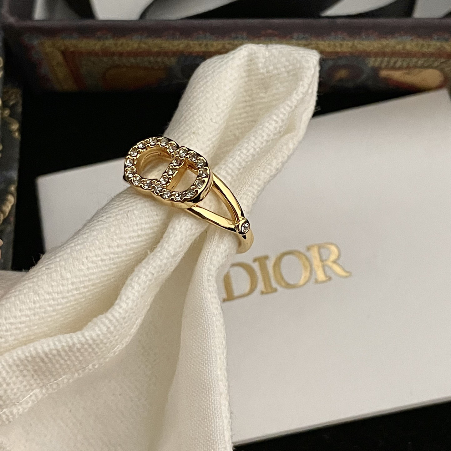 Dior 'CD' Ring - FashionPlug