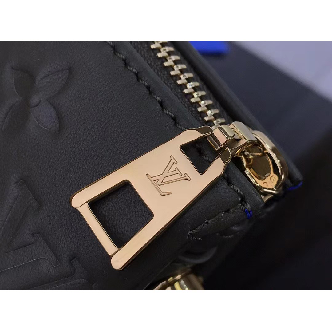 Louis Vuitton  Handbag （20 x 16 x 12cm） - FashionPlug