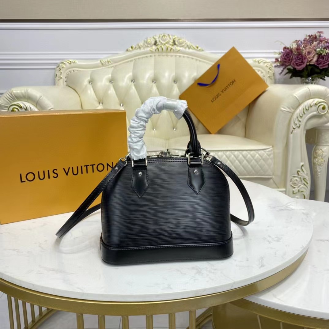 Louis Vuitton  Black Shoulder Bag （23.5-17.5-11.5CM） - FashionPlug