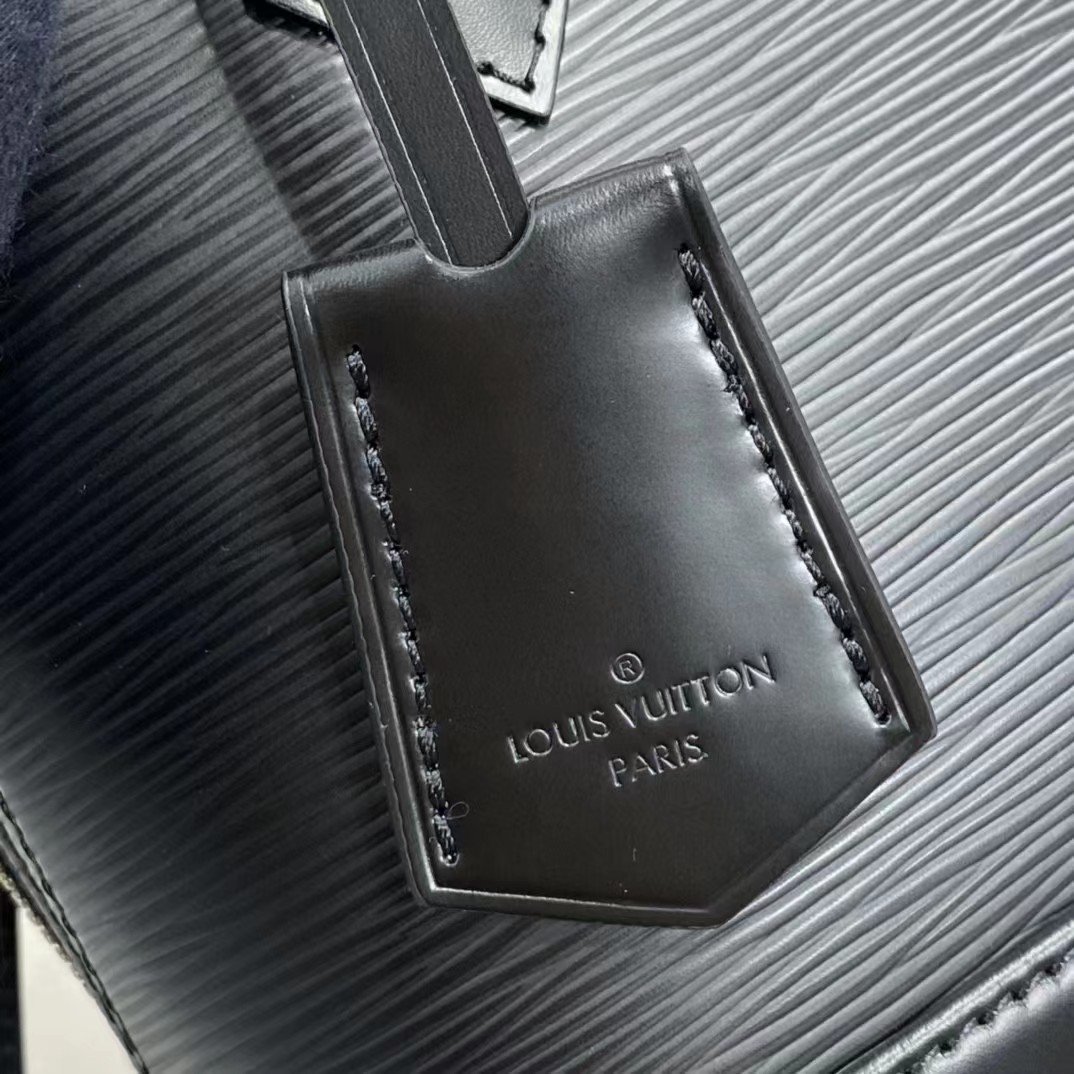 Louis Vuitton  Black Shoulder Bag （23.5-17.5-11.5CM） - FashionPlug