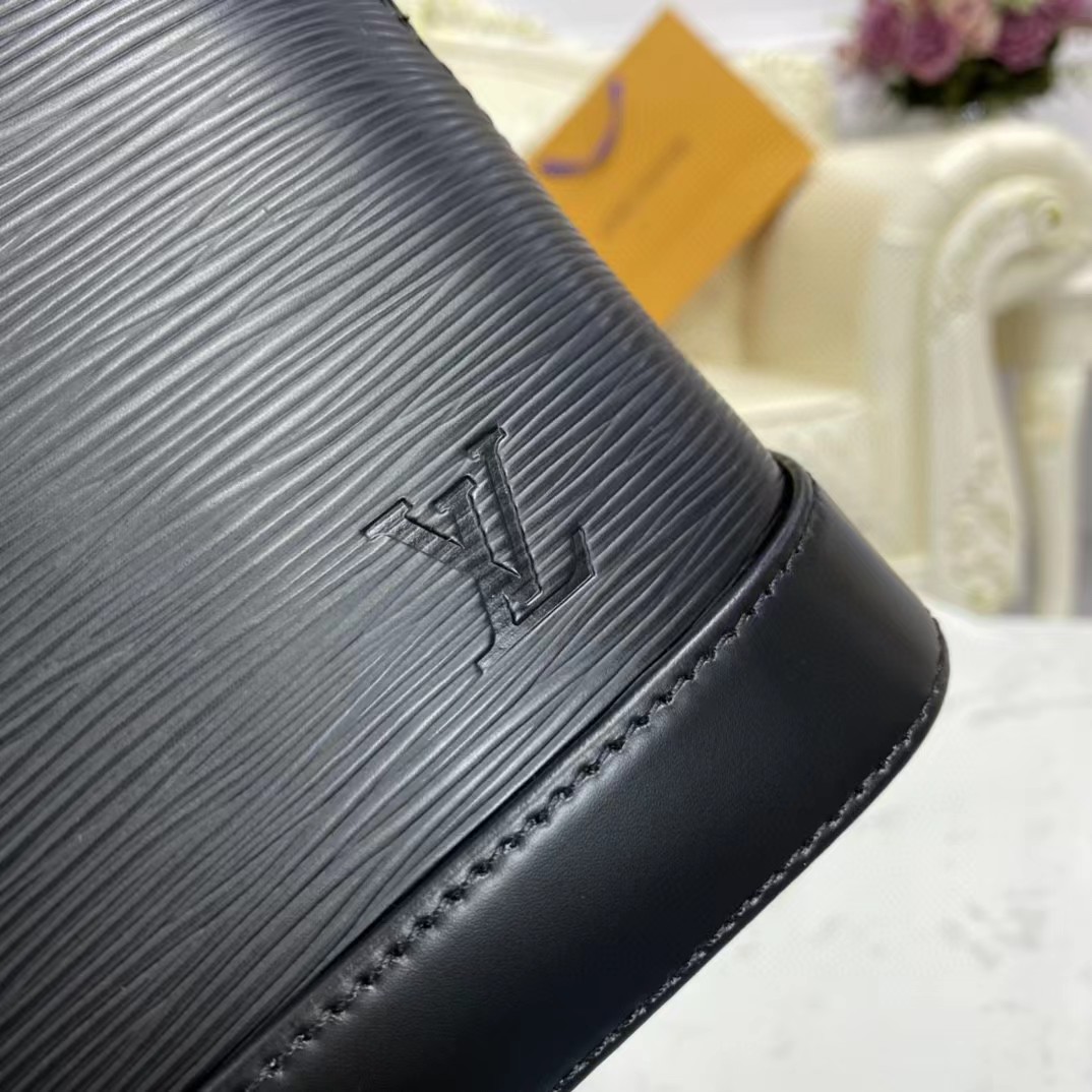 Louis Vuitton  Black Shoulder Bag （23.5-17.5-11.5CM） - FashionPlug