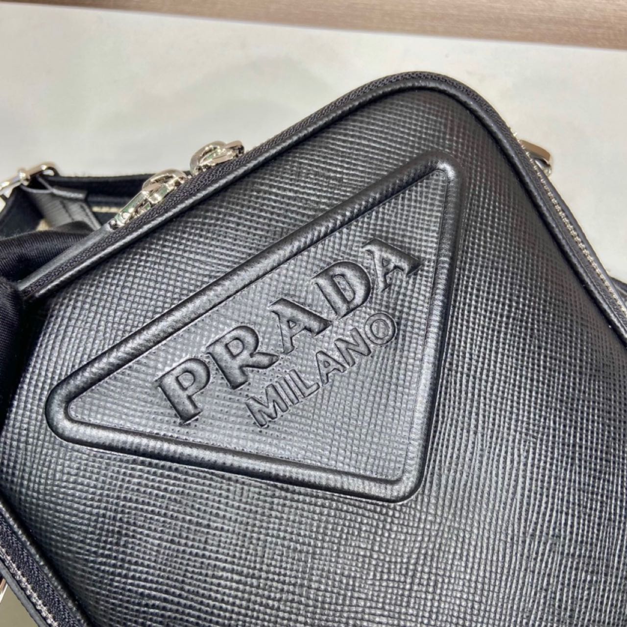 Prada Leather Shoulder Bag（19-16-5.5CM） - FashionPlug