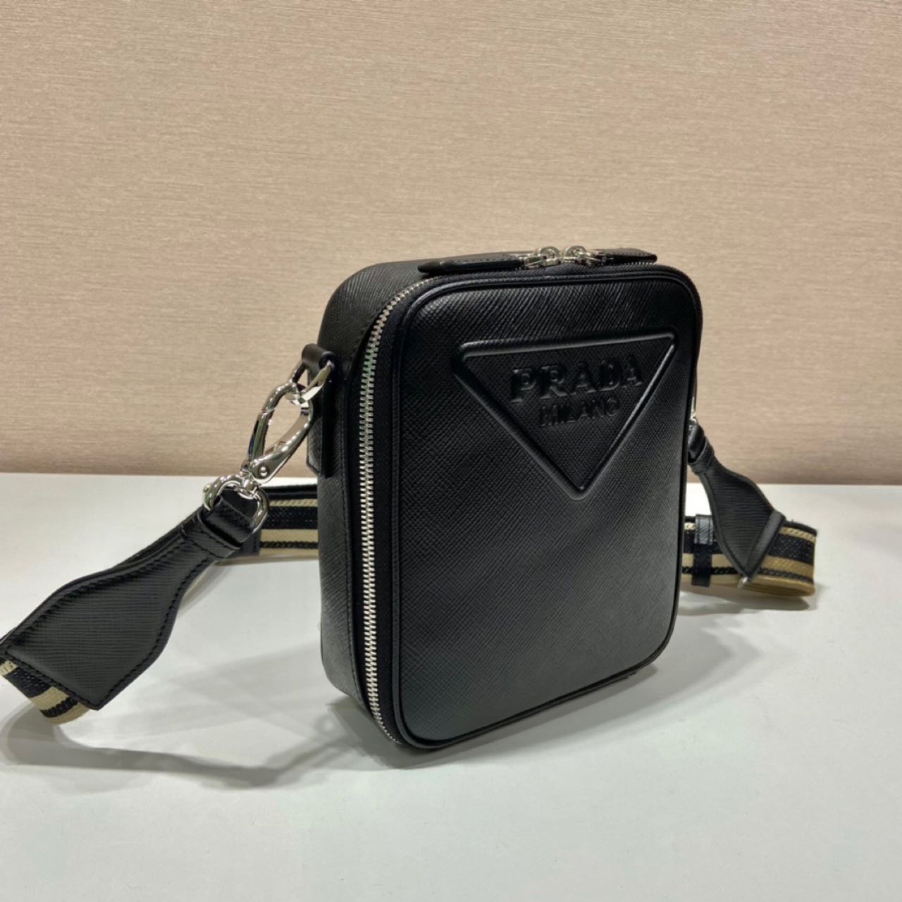 Prada Leather Shoulder Bag（19-16-5.5CM） - FashionPlug