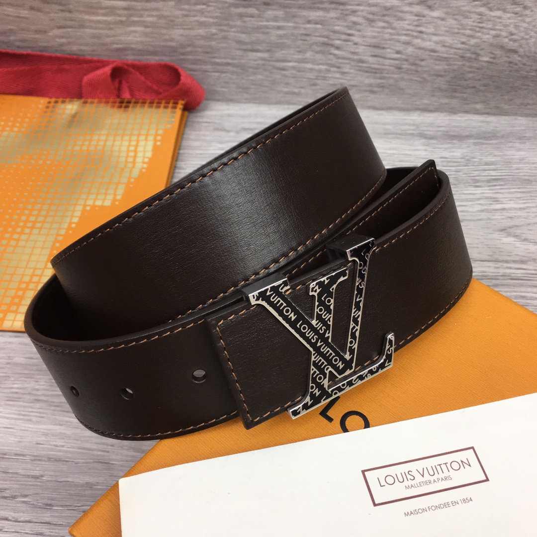 Louis Vuitton Shape 40MM Reversible Belt - FashionPlug