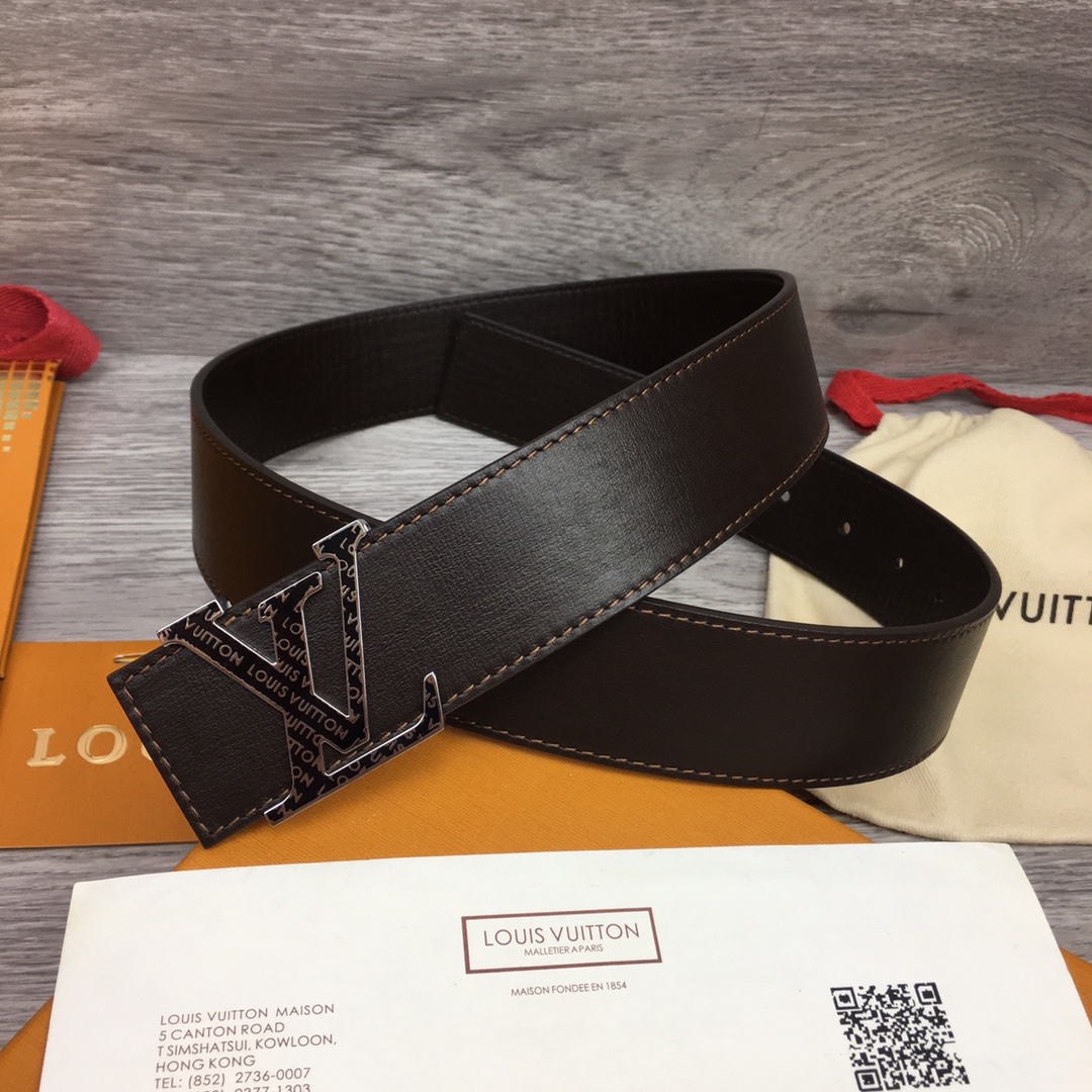 Louis Vuitton Shape 40MM Reversible Belt - FashionPlug