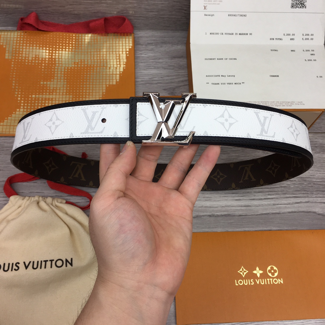 Louis Vuitton Shape 40MM Reversible Belt - FashionPlug