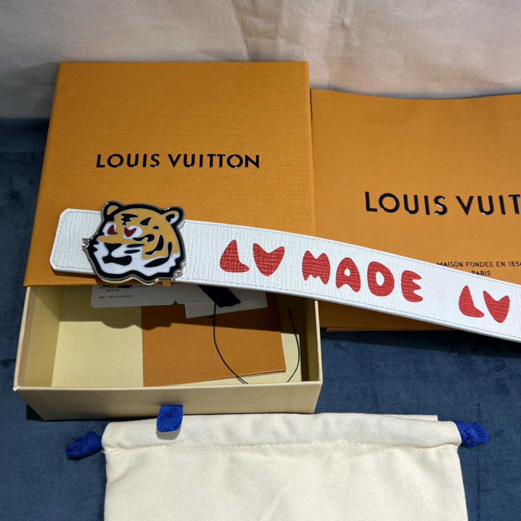 Louis Vuitton Gradient Shape 40MM Reversible Belt - FashionPlug
