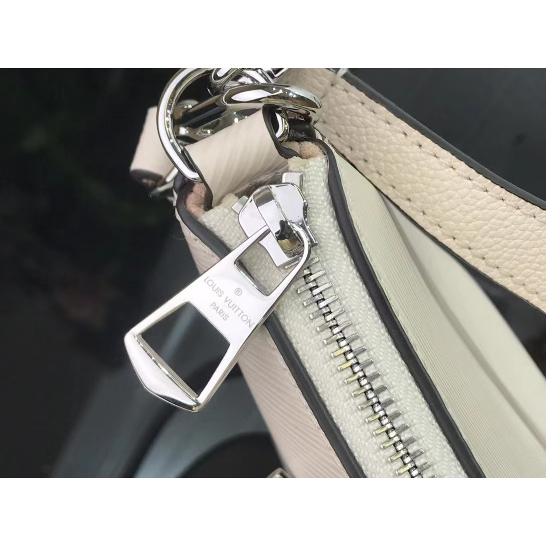 Louis Vuitton  Marelle Handbag （25x15x8cm） - FashionPlug