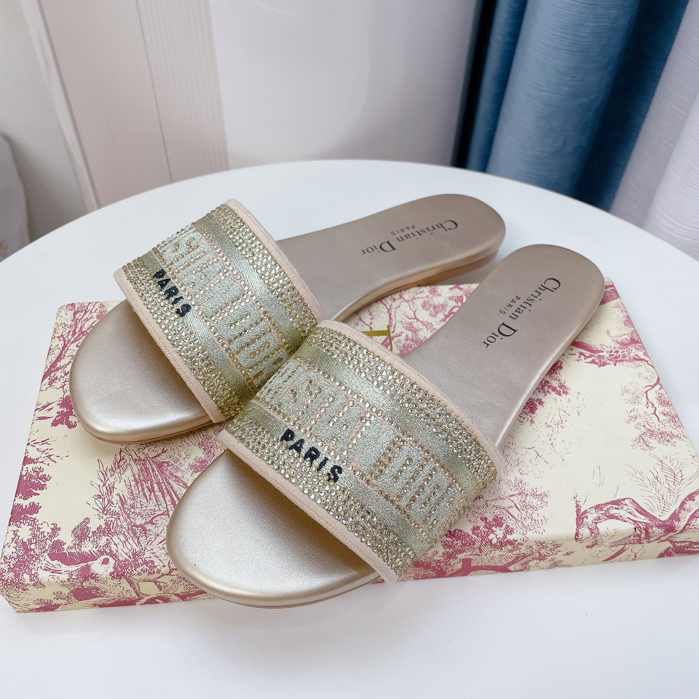 Dior Women Slides - FashionPlug