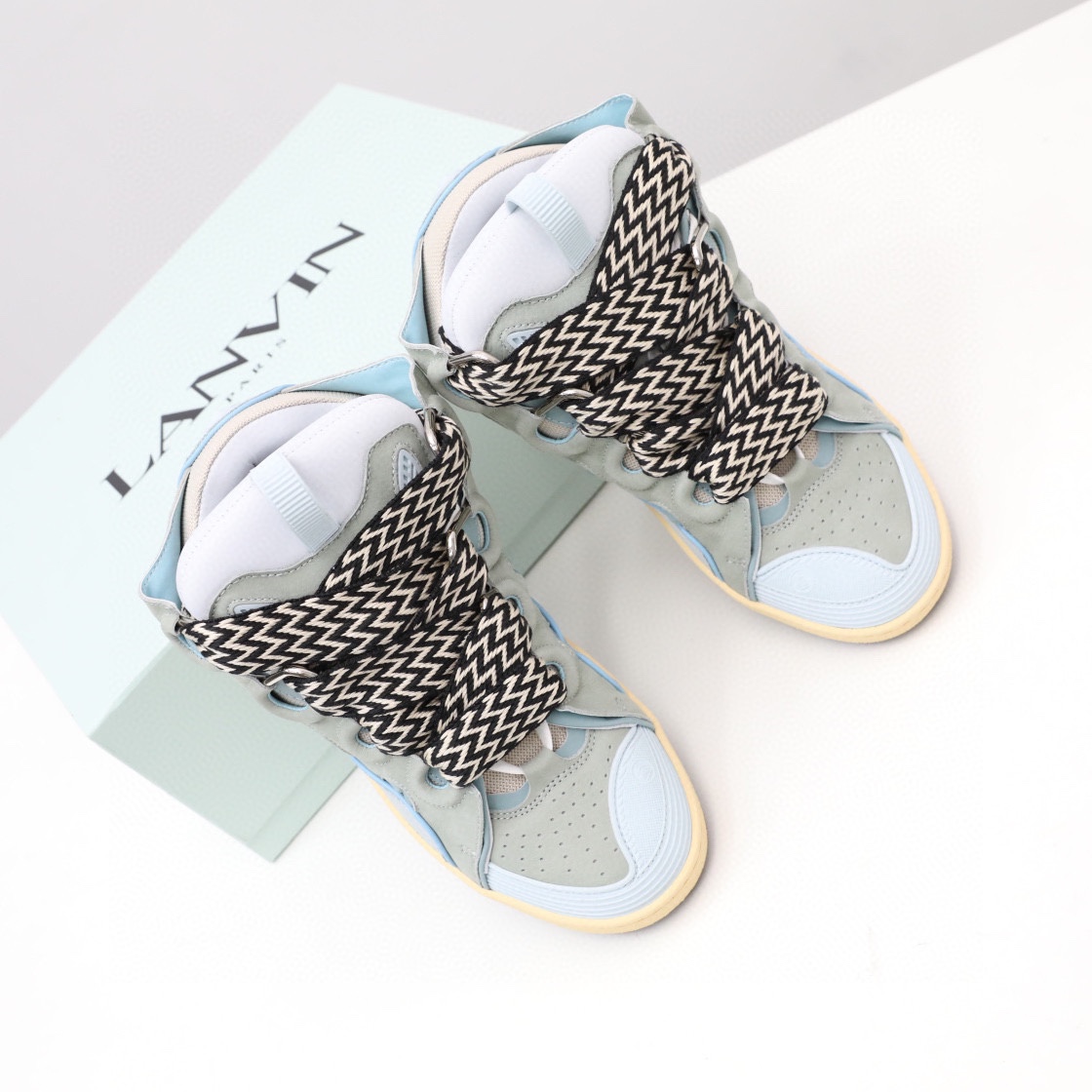 Lanvin Sneaker  - FashionPlug