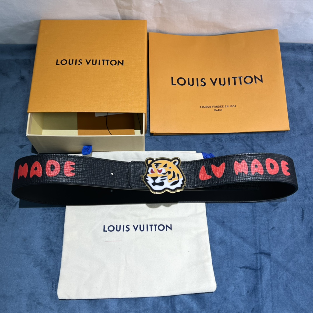 Louis Vuitton Gradient Shape 40MM Reversible Belt - FashionPlug
