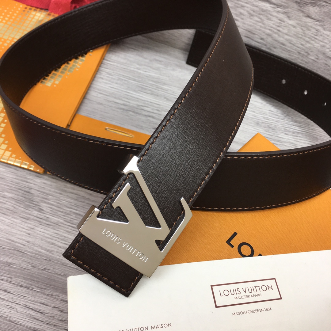 Louis Vuitton Shape 40MM Reversible Belt - FashionPlug