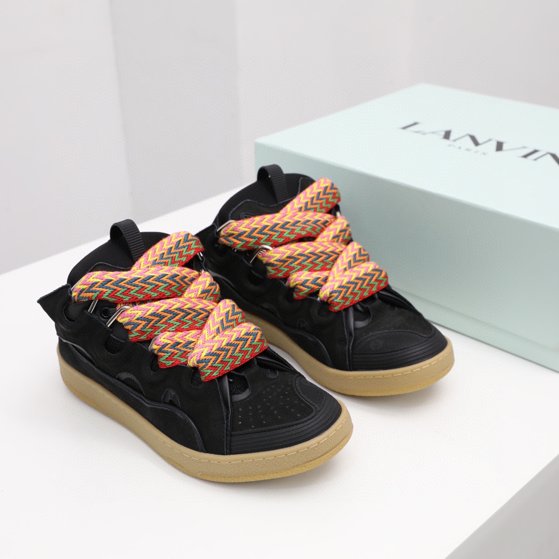 Lanvin Sneaker  - FashionPlug