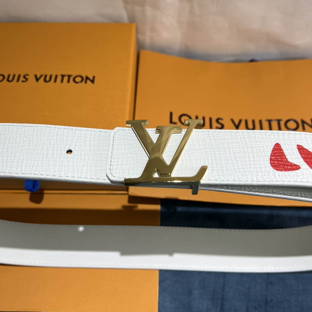 Louis Vuitton Gradient Shape 40MM Reversible Belt - FashionPlug