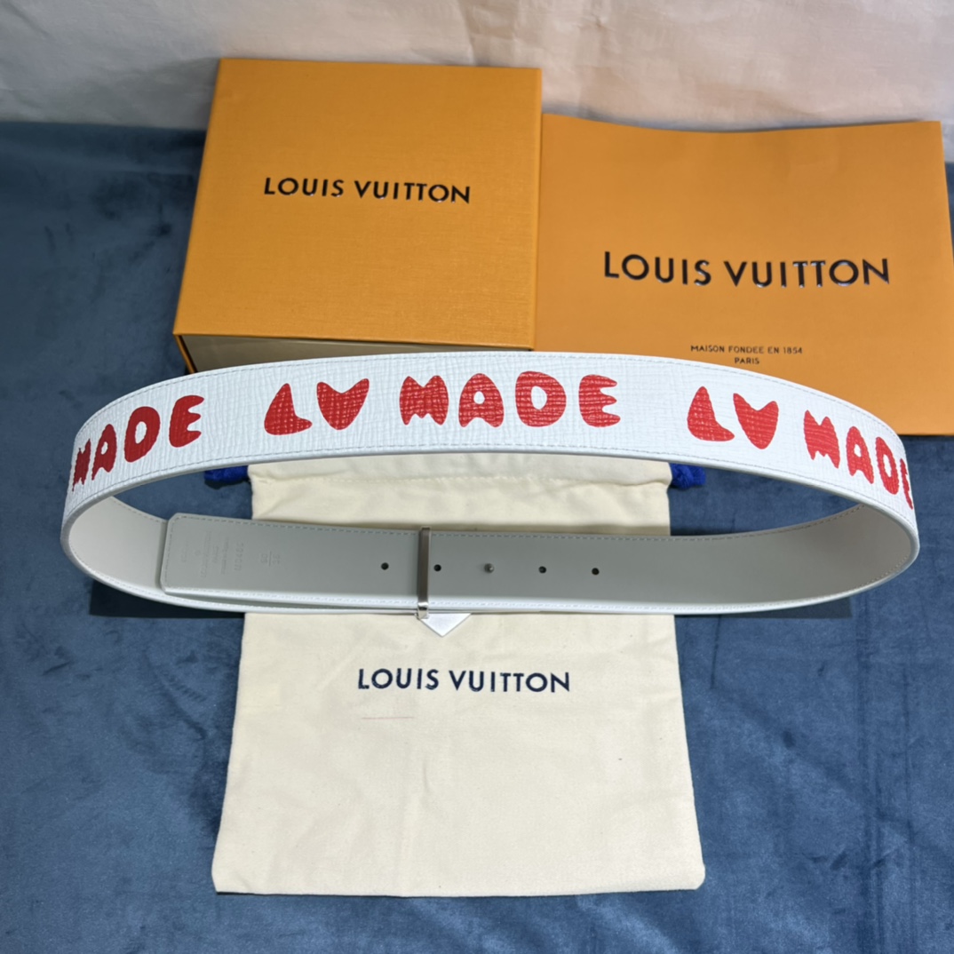 Louis Vuitton Gradient Shape 40MM Reversible Belt - FashionPlug