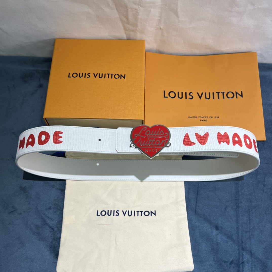 Louis Vuitton Gradient Shape 40MM Reversible Belt - FashionPlug