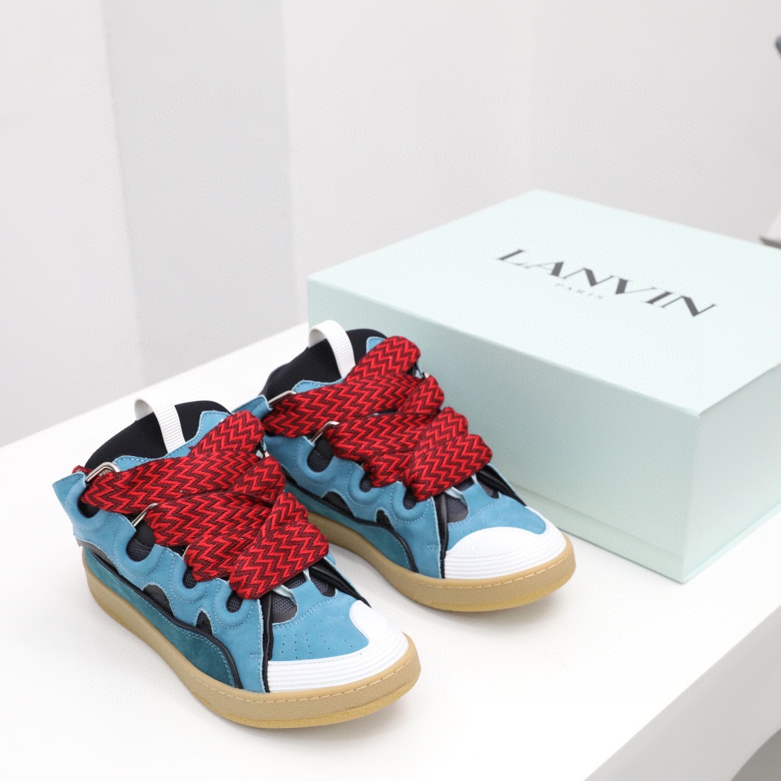 Lanvin Sneaker  - FashionPlug