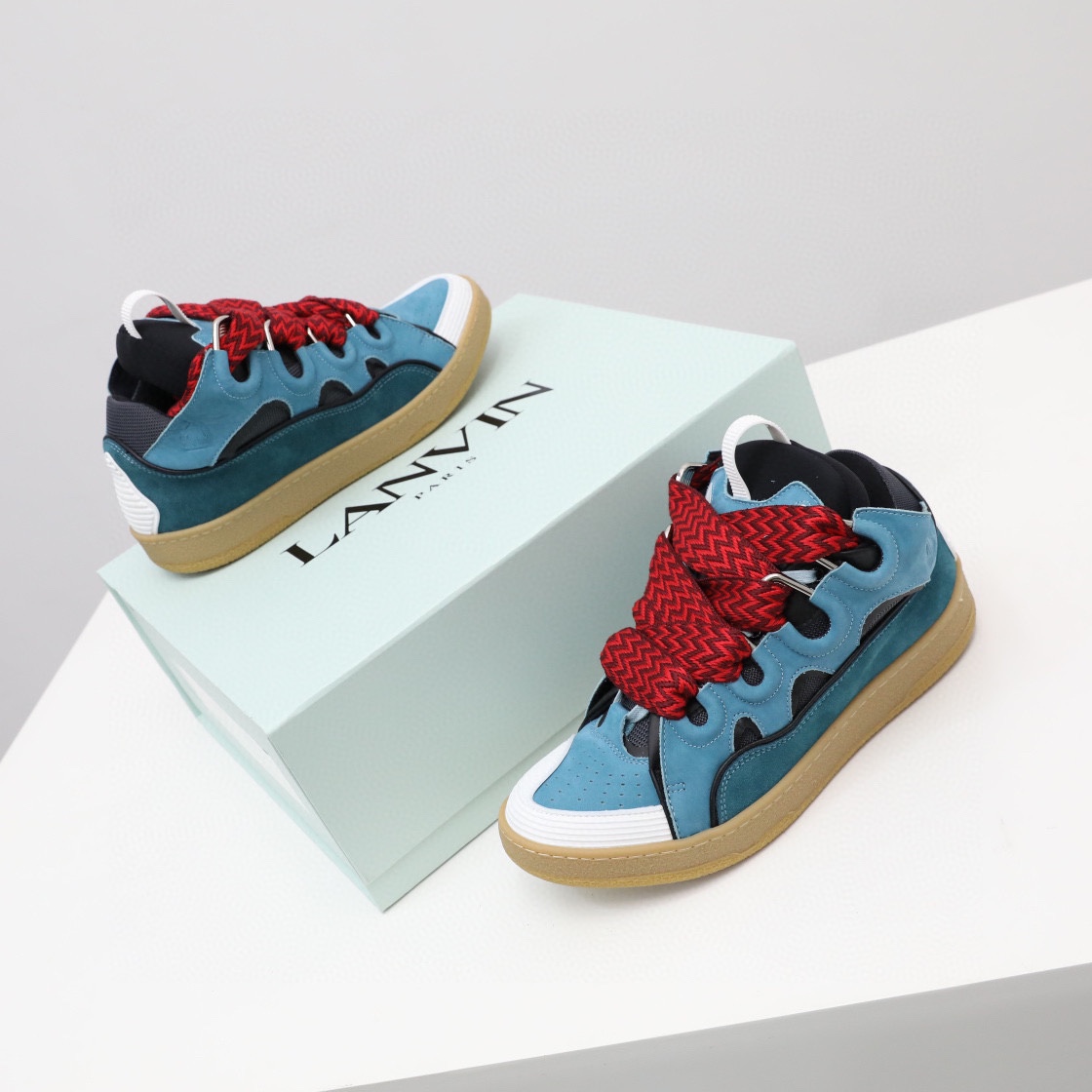 Lanvin Sneaker  - FashionPlug