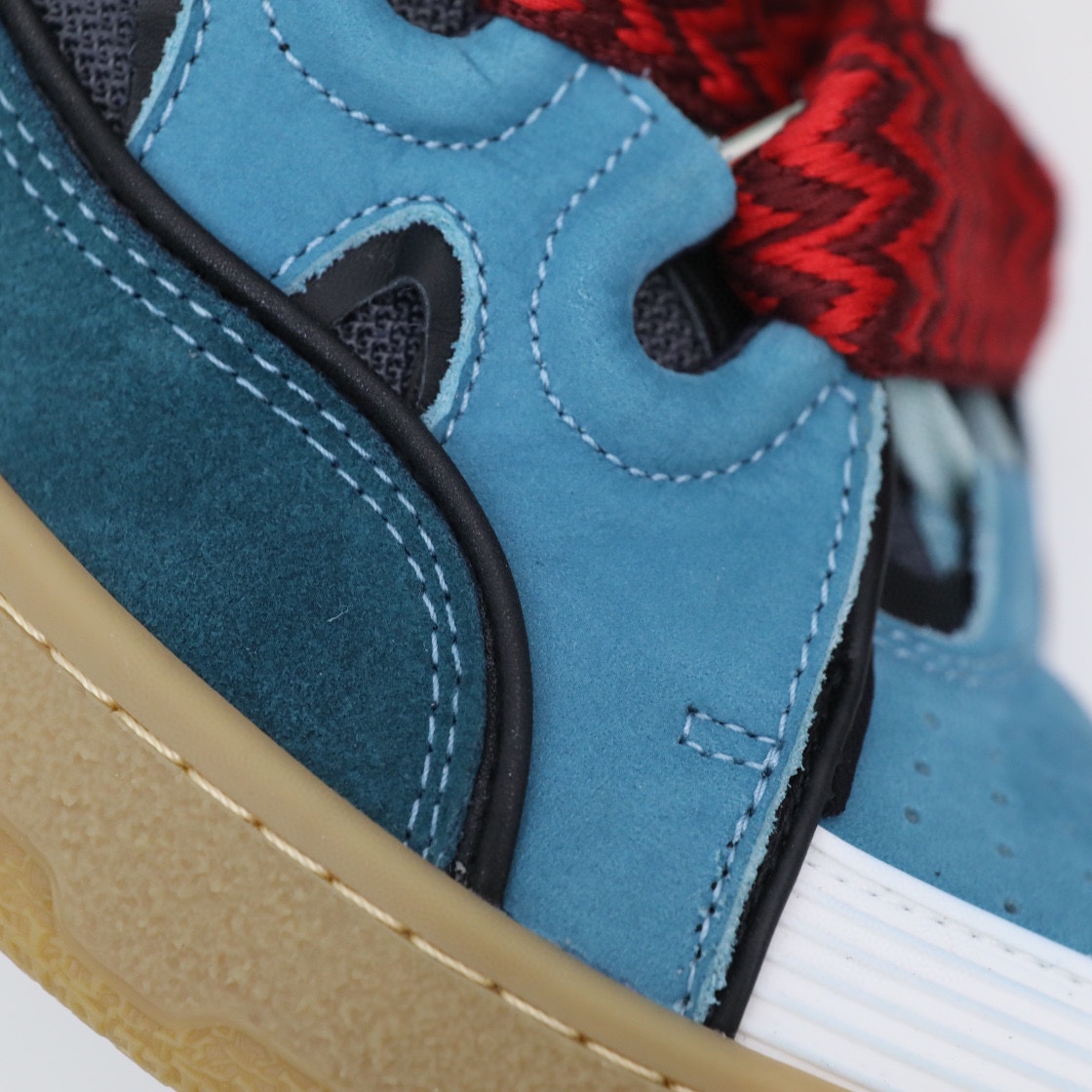 Lanvin Sneaker  - FashionPlug
