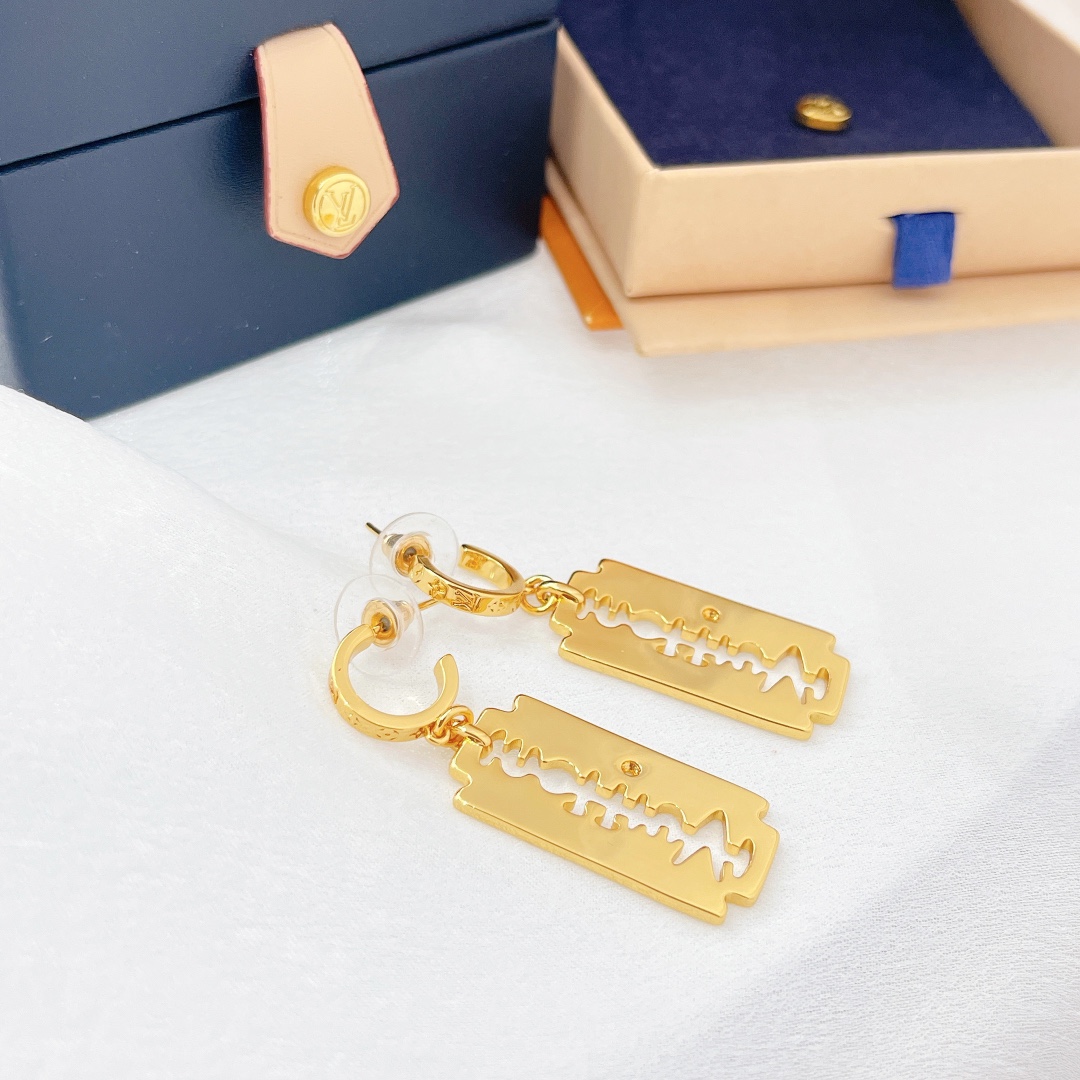 Louis Vuitton Earrings - FashionPlug
