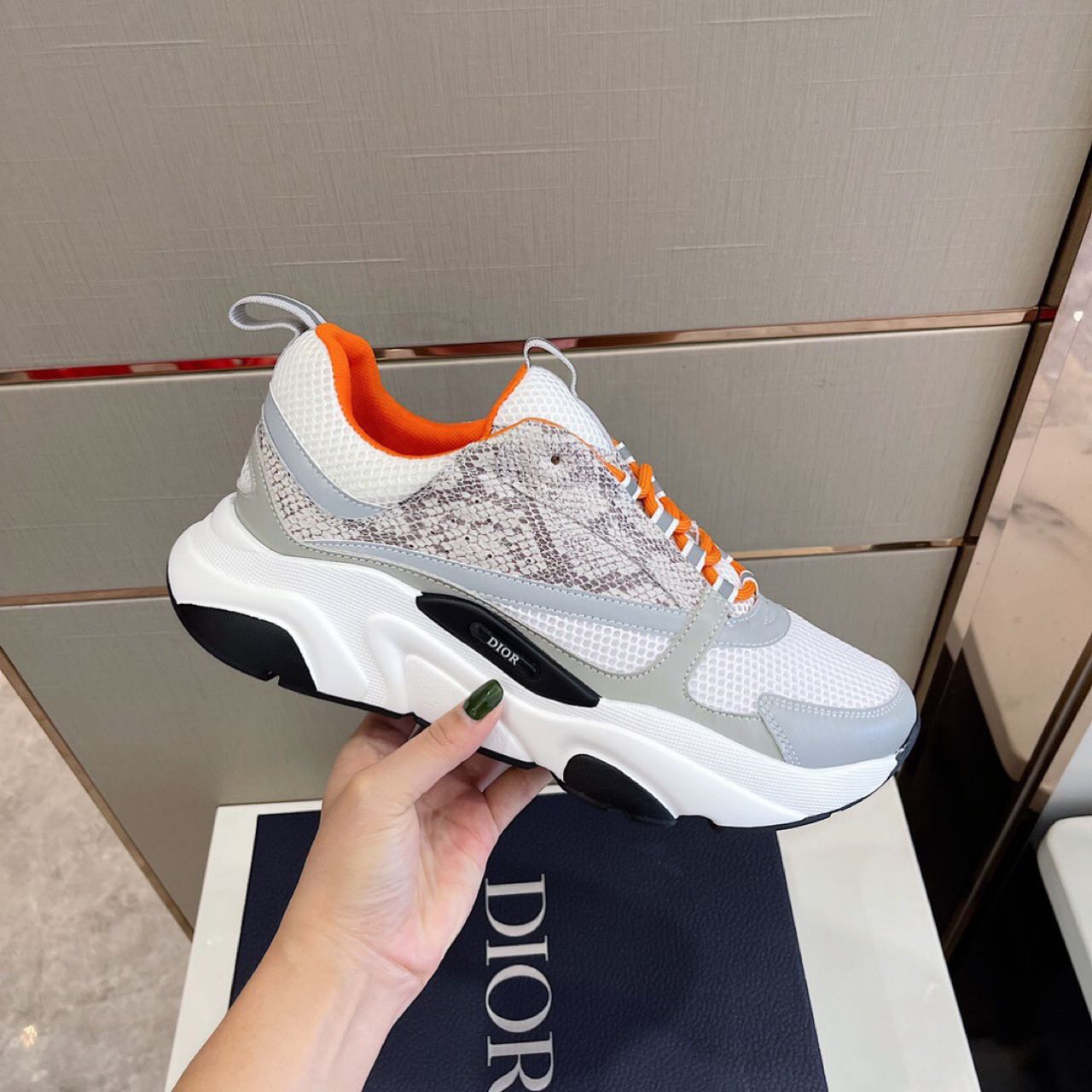 Dior B22 Sneaker  - FashionPlug