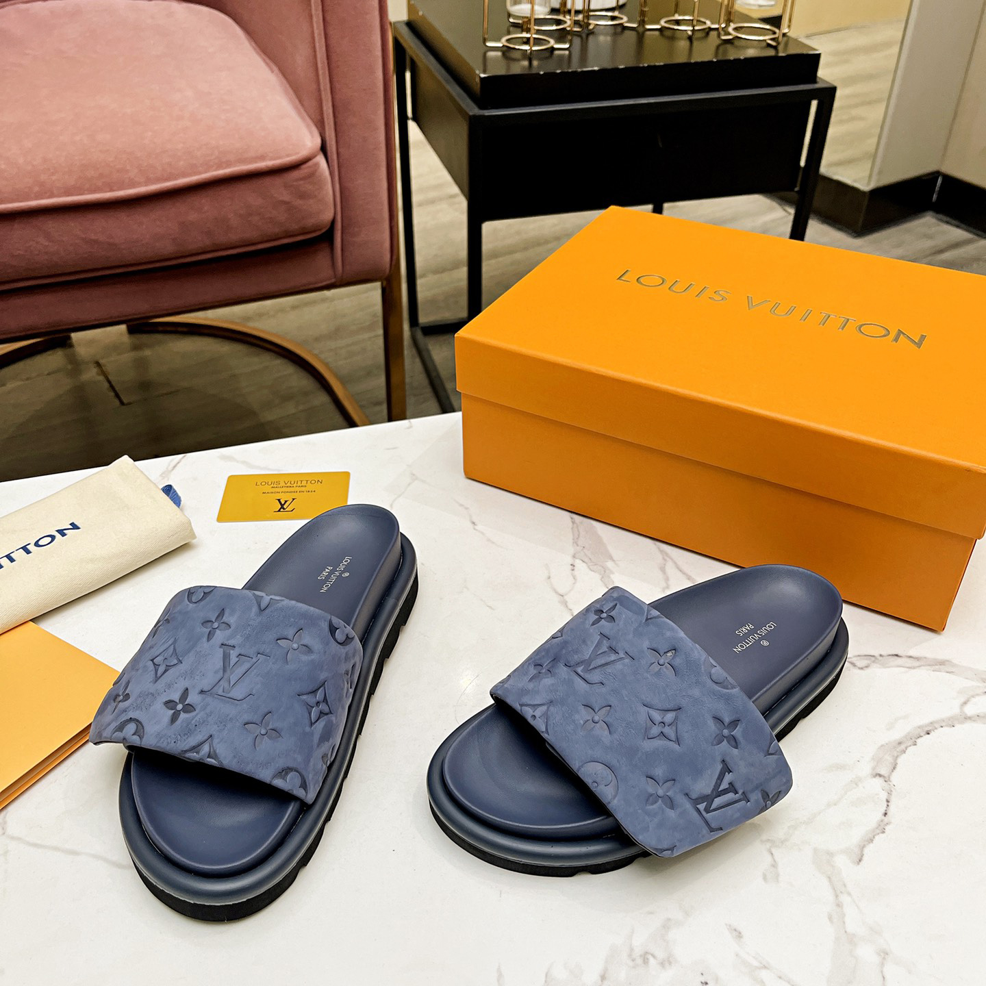Louis Vuitton Pool Pillow Comfort Mules - FashionPlug