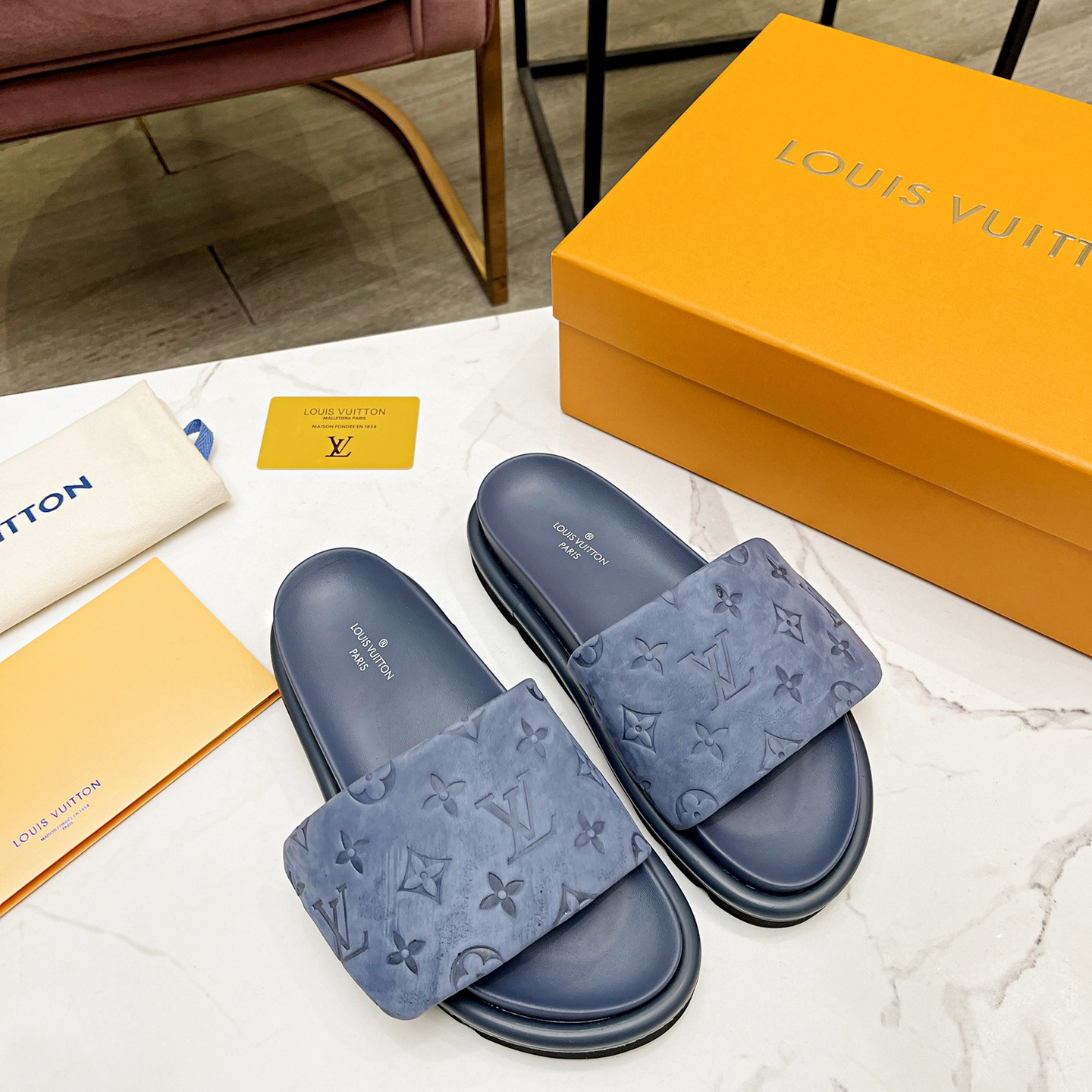 Louis Vuitton Pool Pillow Comfort Mules - FashionPlug