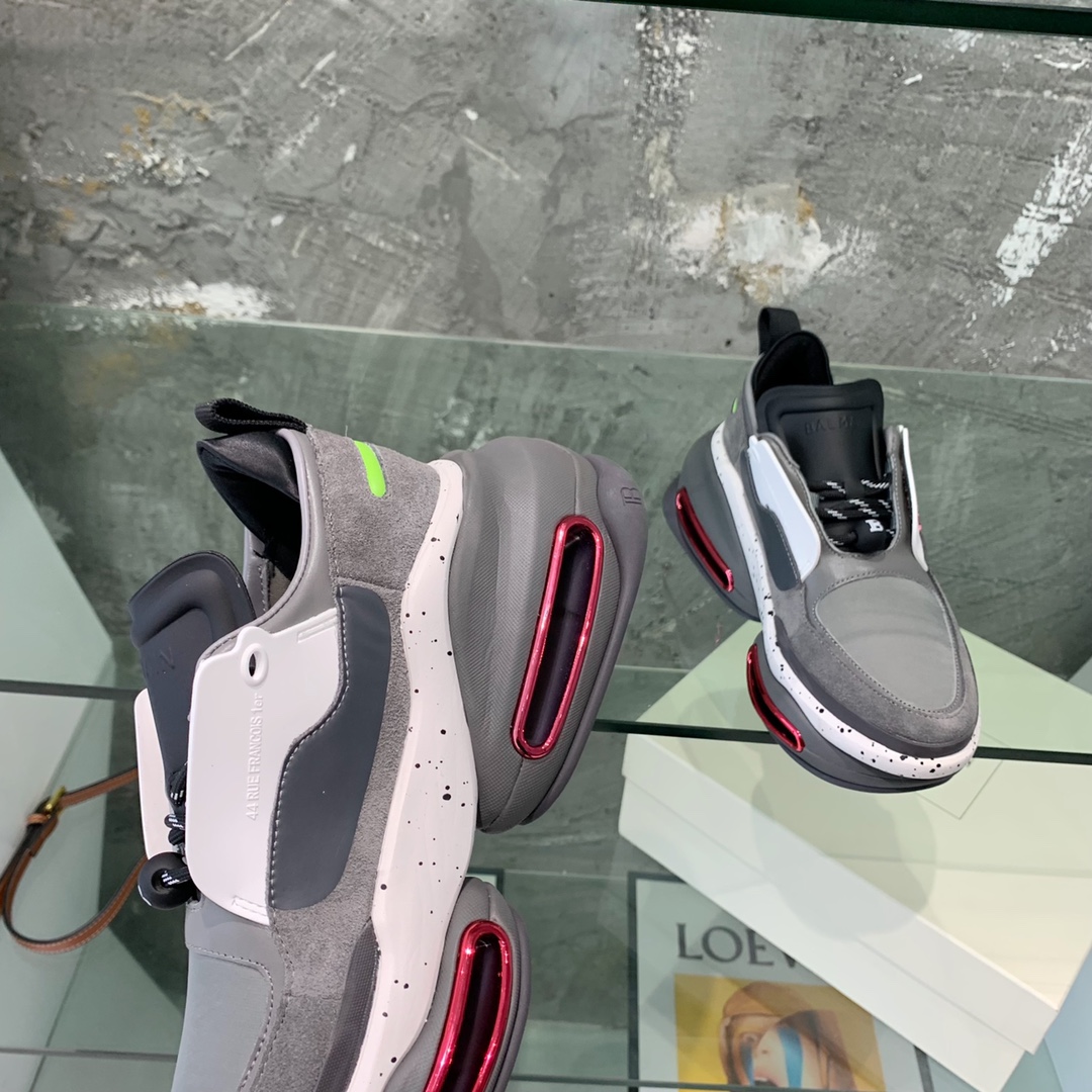 Balmain B-Bold Low-Top Sneakers - FashionPlug