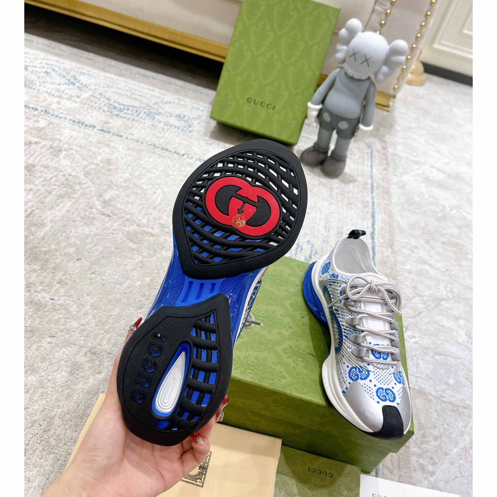 Gucci Run Sneaker  - FashionPlug