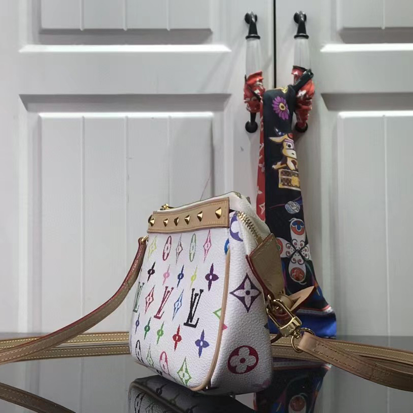 Louis Vuitton Monogram Shoulder Bag（21-13-3cm） - FashionPlug