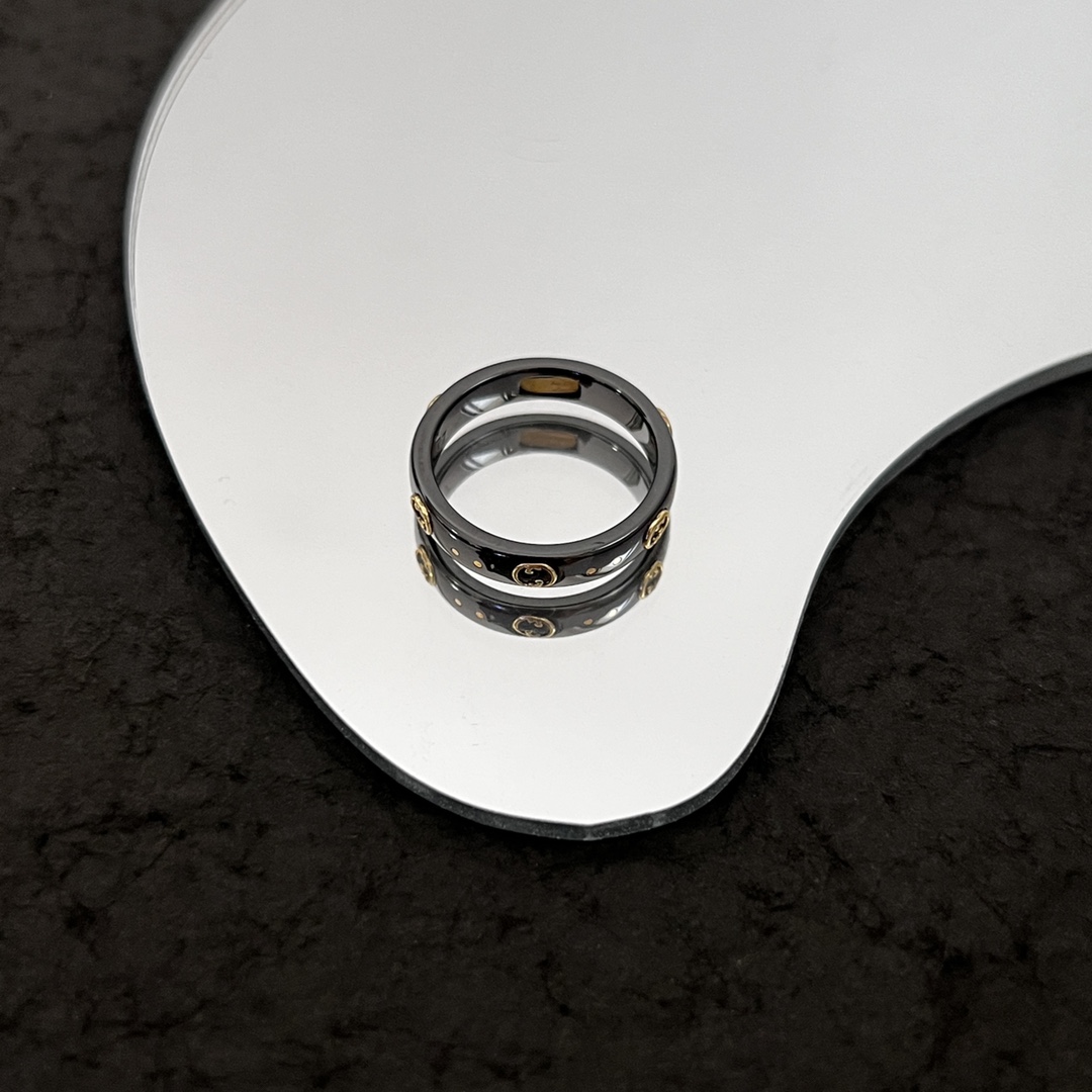Gucci Icon Ring 18k With Interlocking G In Black - FashionPlug