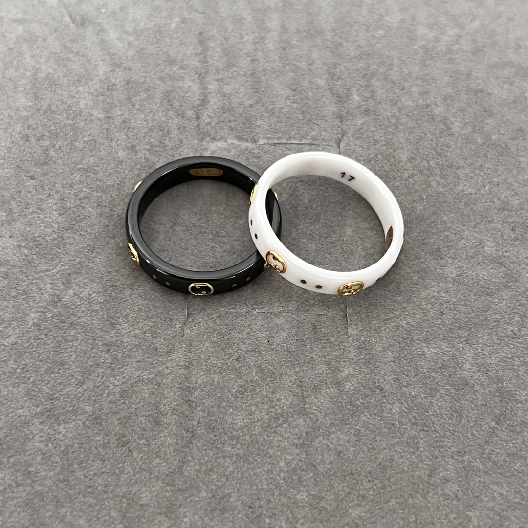 Gucci Icon Ring 18k With Interlocking G In Black - FashionPlug