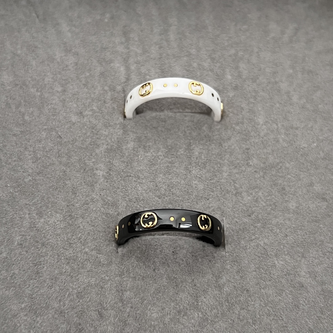 Gucci Icon Ring 18k With Interlocking G In Black - FashionPlug