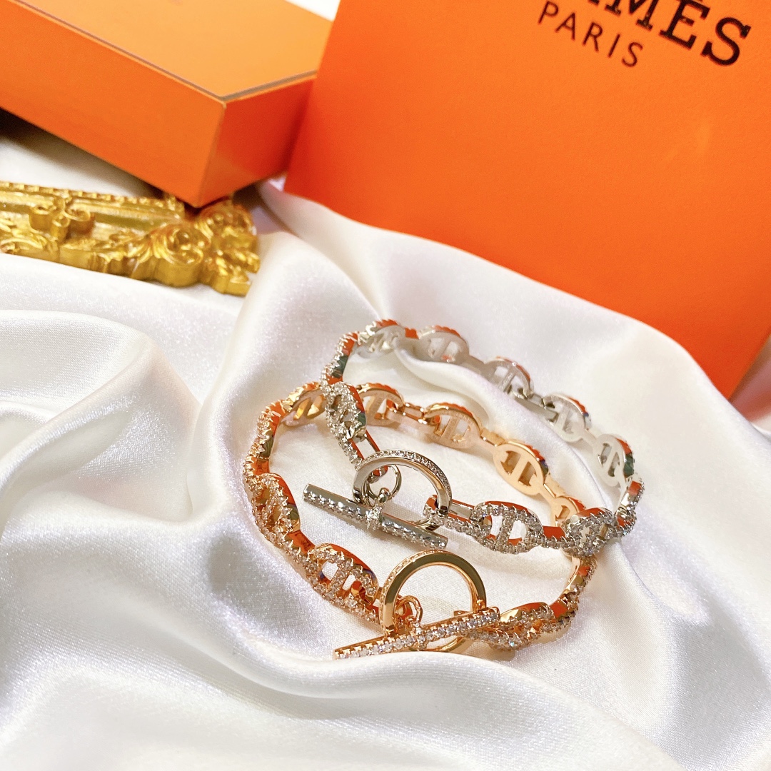 Hermes Bracelets  - FashionPlug
