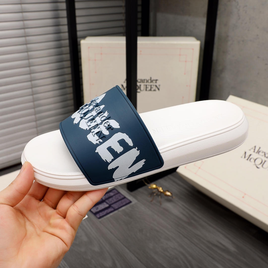 Alexander Mqueen Logo Slipper - FashionPlug