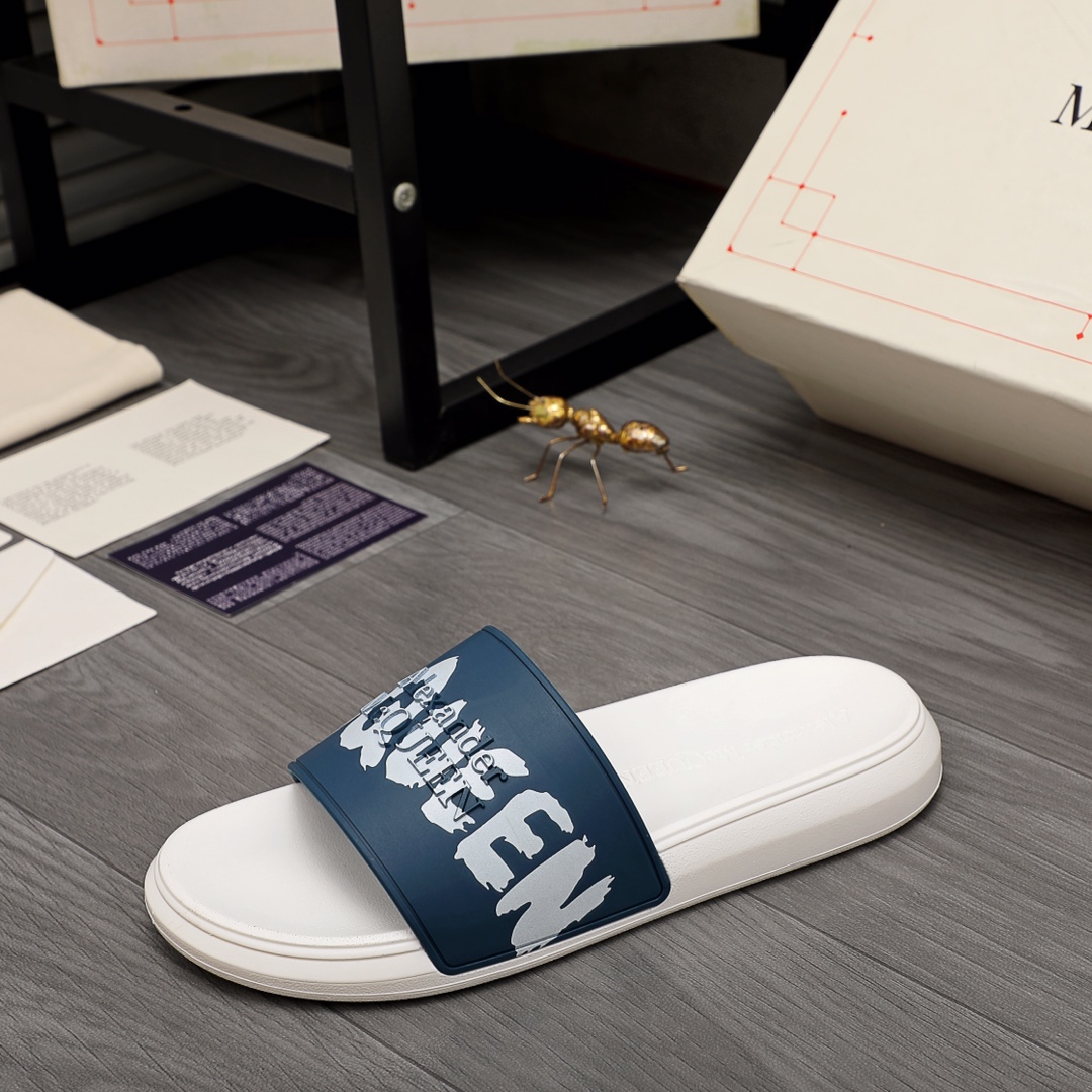Alexander Mqueen Logo Slipper - FashionPlug
